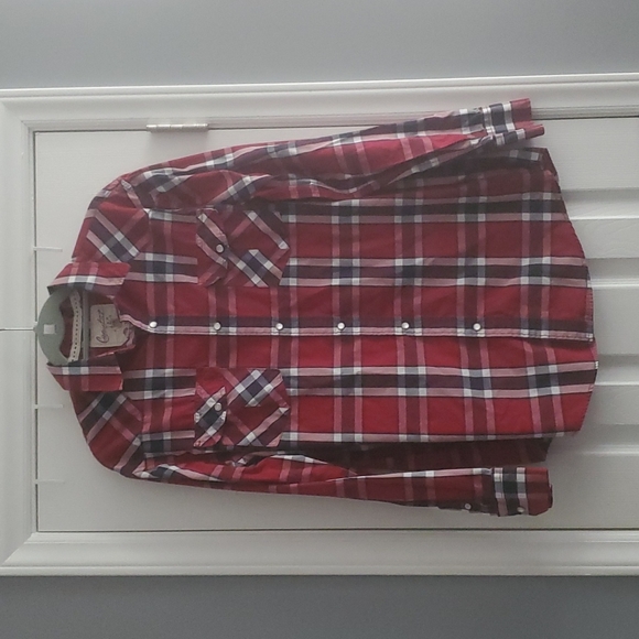 Coastal Other - Mens pearl snap button down size Large